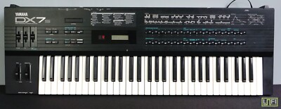 Yamaha DX7S Digital Polyphonic 80s FM Synthesiser  - 100V