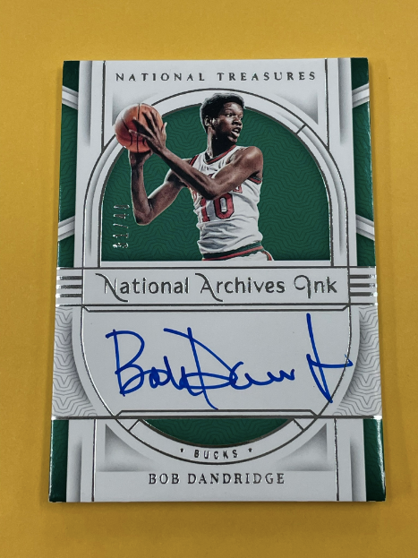 2023-24 Panini National Treasures Bob Dandridge Archives Ink