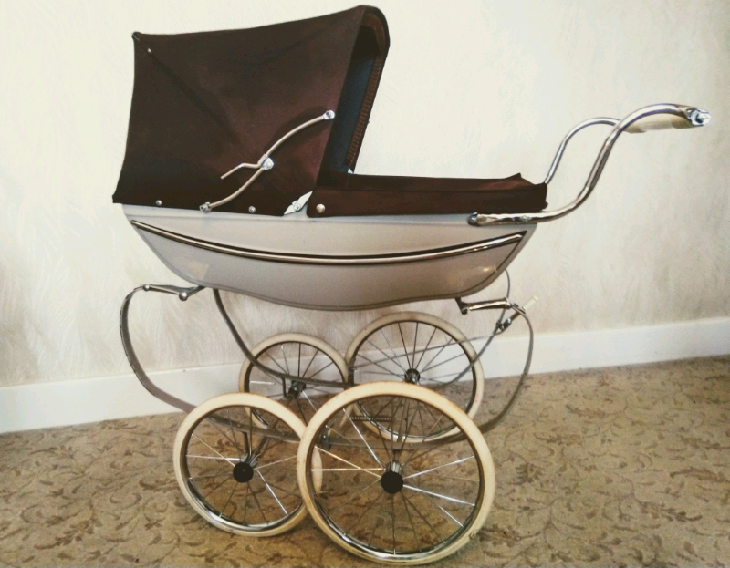 Vintage Silver Cross Coach Built Dolls Pram in Broughty Ferry, Dundee