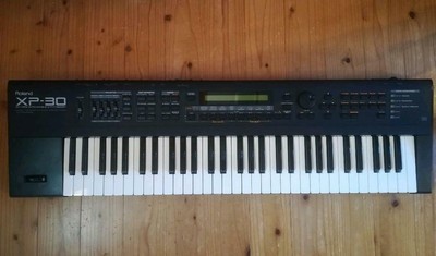Synthesizers Roland Xp 30