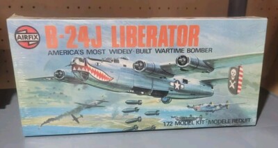Vintage AirFix Model Kit B-24J Liberator Wartime Bomber Plane MiSB 1970s Sealed