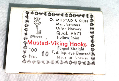 Vintage Mustad Fish Hooks 2XL 9671 Sz 10 Qty 100 Brand New in box