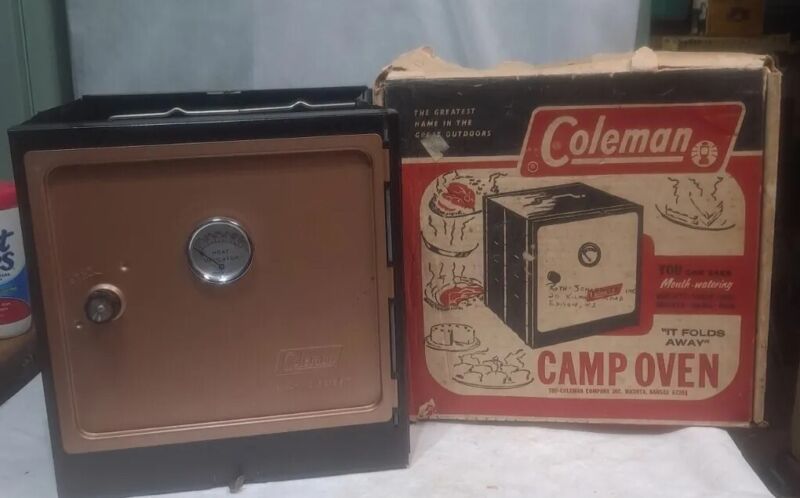 NOS Coleman 5010A700 Folding Camp Oven Stove W/ Original Box NEW UNFIRED NICE