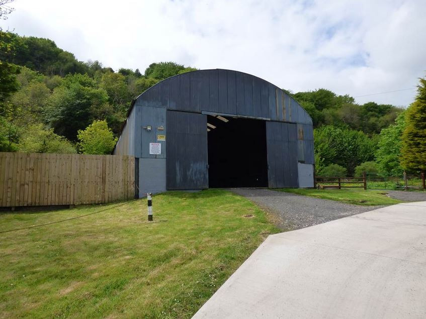Warehouse / Garage for Rent (4000 sq ft) between Larne and