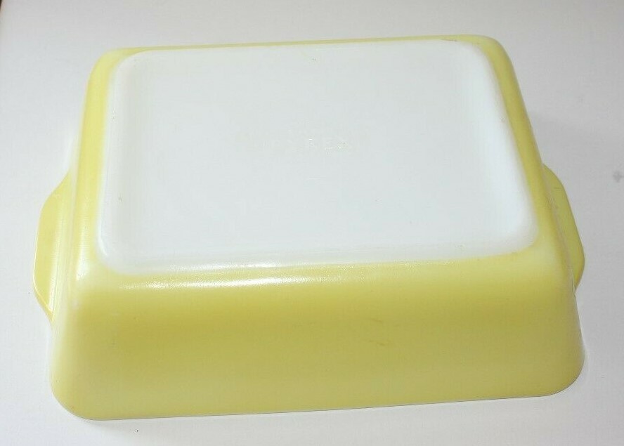 VINTAGE PYREX YELLOW RECTANGULAR CASSEROLE BAKING DISH 503-B B-9
