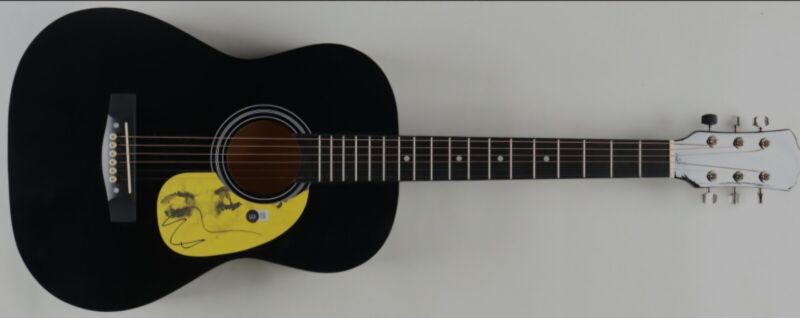 Amazing Autographed Ed Sheeran Signed 39" Acoustic Guitar COA (Beckett)