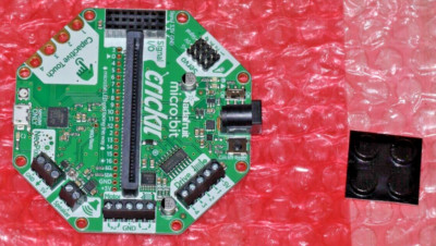Adafruit 3928 CRICKIT for micro:bit Robotics Platform