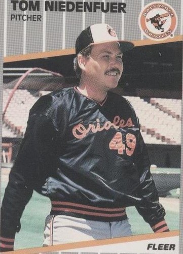 1989 Fleer - Tom Niedenfuer #613