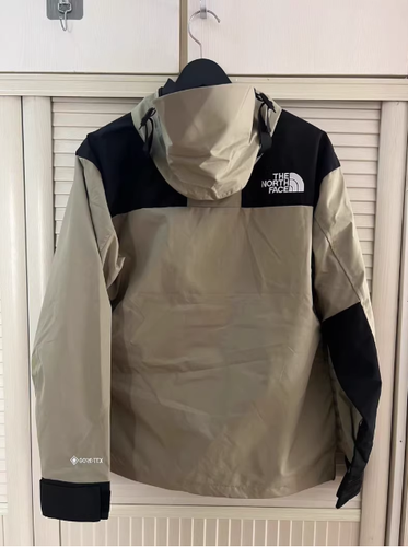 中古 THE NORTH FACE 1990 MOUNTAIN JACKET North Face 1990 GoreTex Mountain Jacket - Color White - Size