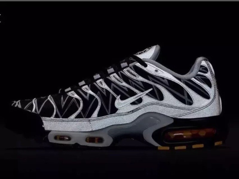 nike air max tn shark
