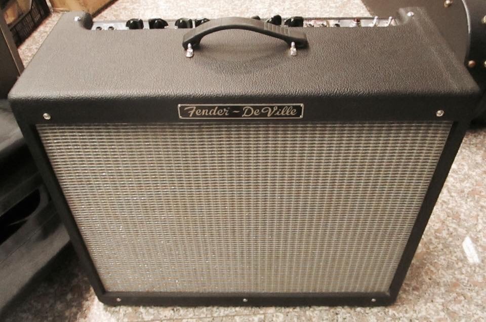 Fender Hot Rod DeVille 60w 2x12" combo and Hoffnine Custom 2x12