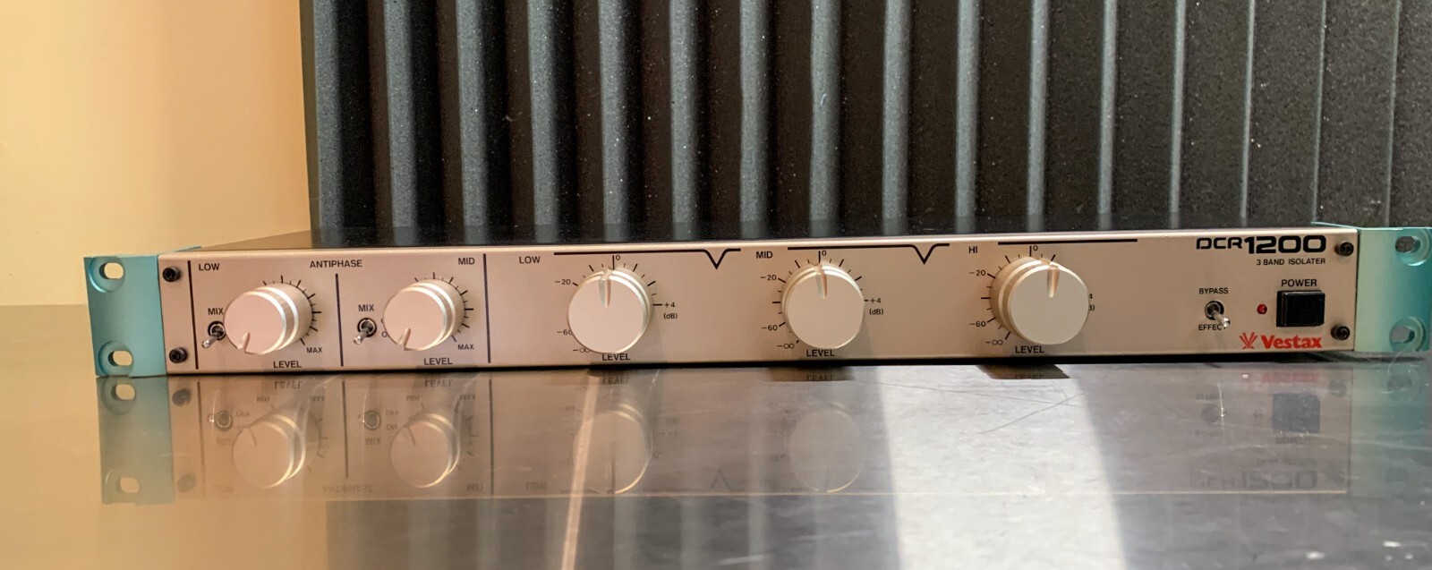 Vestax ベスタクス DCR1200 アイソレーター VESTAX DCR-1200 3 BAND アイソレーター - レギュラークラフト