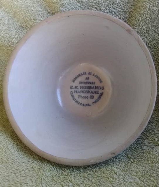 Red Wing Union Stoneware 7 Inch Mixing Bowl with GRESHAM, NEBR. Advertising