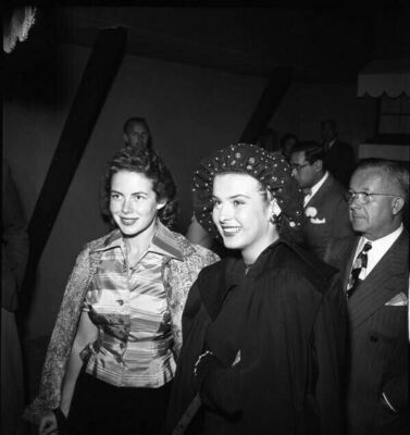 Jean Peters Vanessa Brown Candid Vintage Original 2.25 x 2.25 Camera Negative