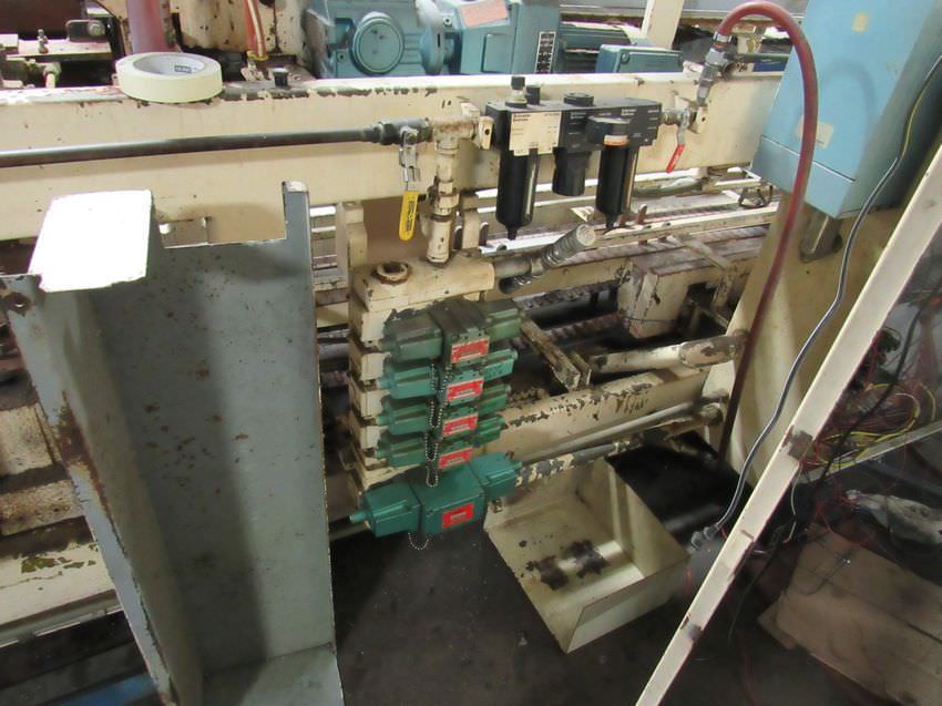 Miller Laner Drop Case Packer with Safety Curtain and Processor Controller