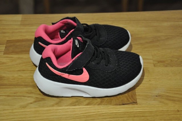 Infant nike trainers size 7 clearance