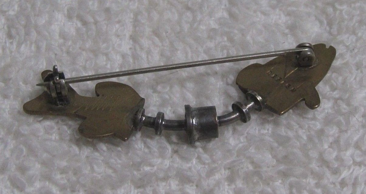 TM Design Signed Thomas Mann Techno Romantic Fish Pin Brooch Jewelry