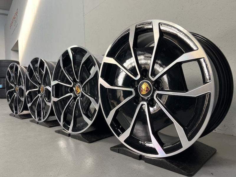 Porsche Taycan 20 Zoll Cross Turismo Aero Felgen Top