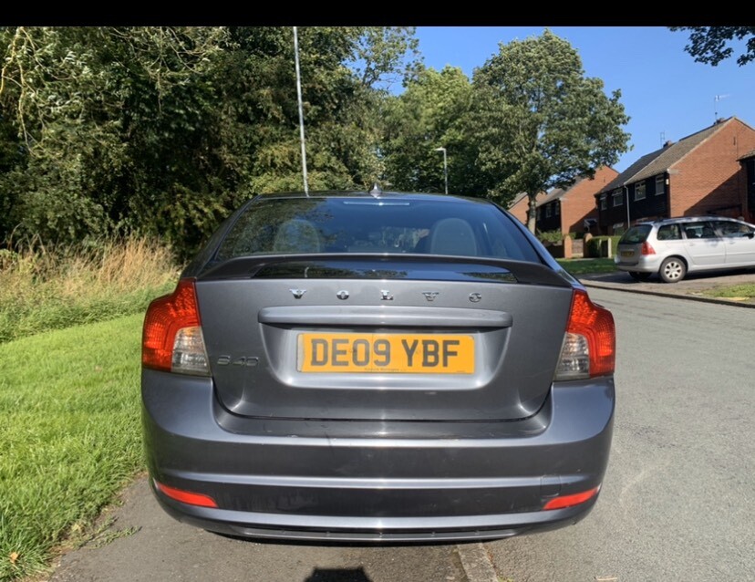 Volvo s40 R design 1.6 manual SPARE REPAIR | in Knowsley, Merseyside