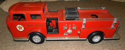 Vintage 1960s ?  Texaco Fire Chief Truck Made in the USA 24'' Long Take a LOOK !!