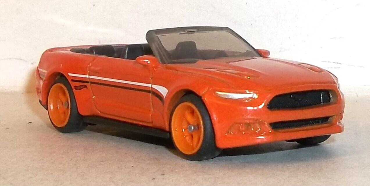 LOOSE 2022 HOT WHEELS ORANGE 2015 FORD MUSTANG GT CONV WHEEL