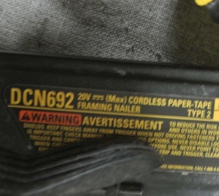 DEWALT DCN692M1  20V CORDLESS PAPER-TAPE FRAMING NAILER IN CASE (94266-1 H)