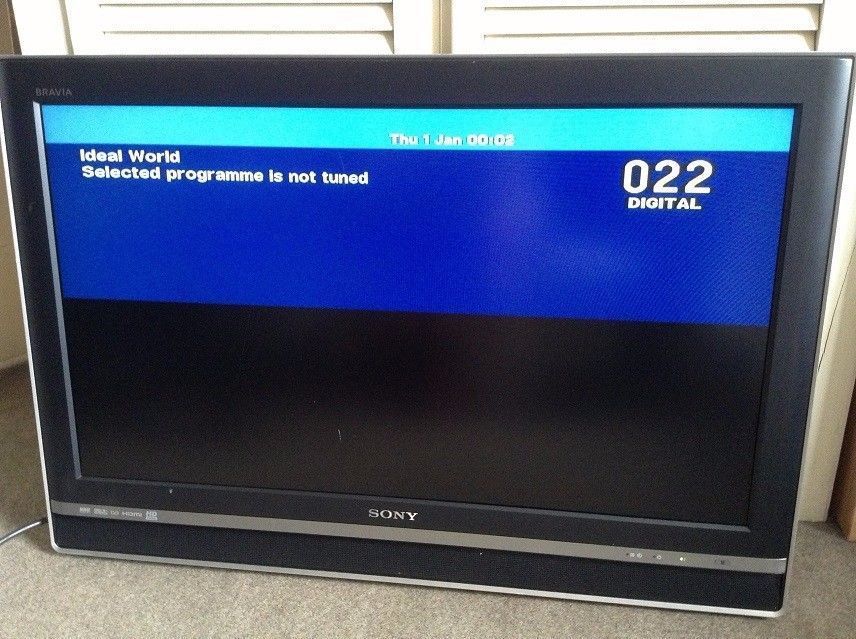 32" DIGITAL SONY BRAVIA Flat screen TV, SRS TruSurround XT Sound