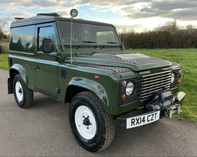 2014 Land Rover Defender 90 Hard Top Green SWB Royal Parks Direct