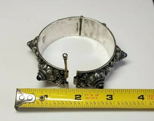 VINTAGE MIDDLE EASTERN STERLING 800 SILVER AMETHYST HINGED BANGLE BRACELET