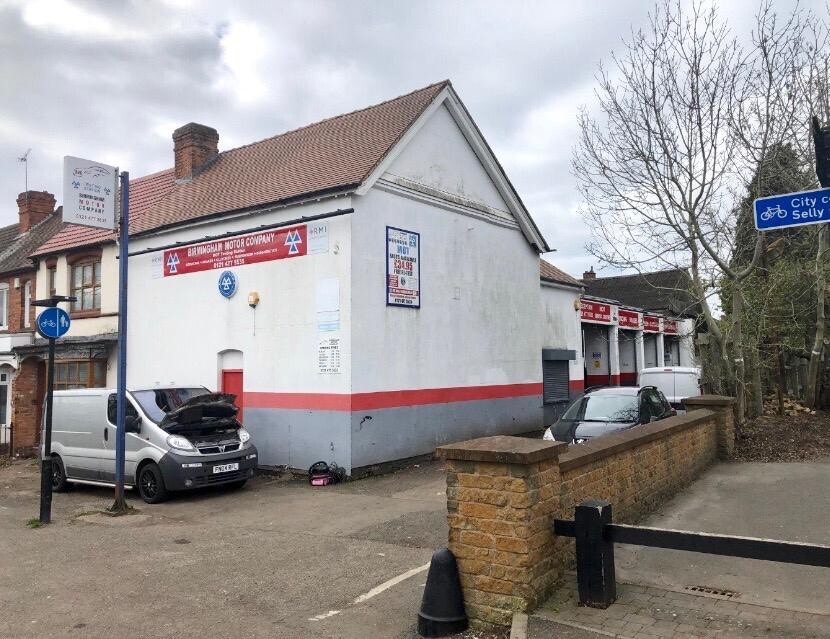 CAR REPAIRS SERVICES GARAGES MOT TEST CENTRE BUSINESS PROPERTY FOR RENT