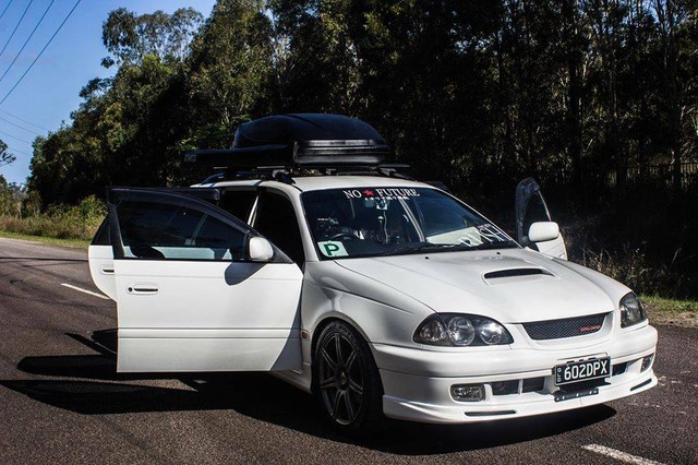 Toyota caldina gtt
