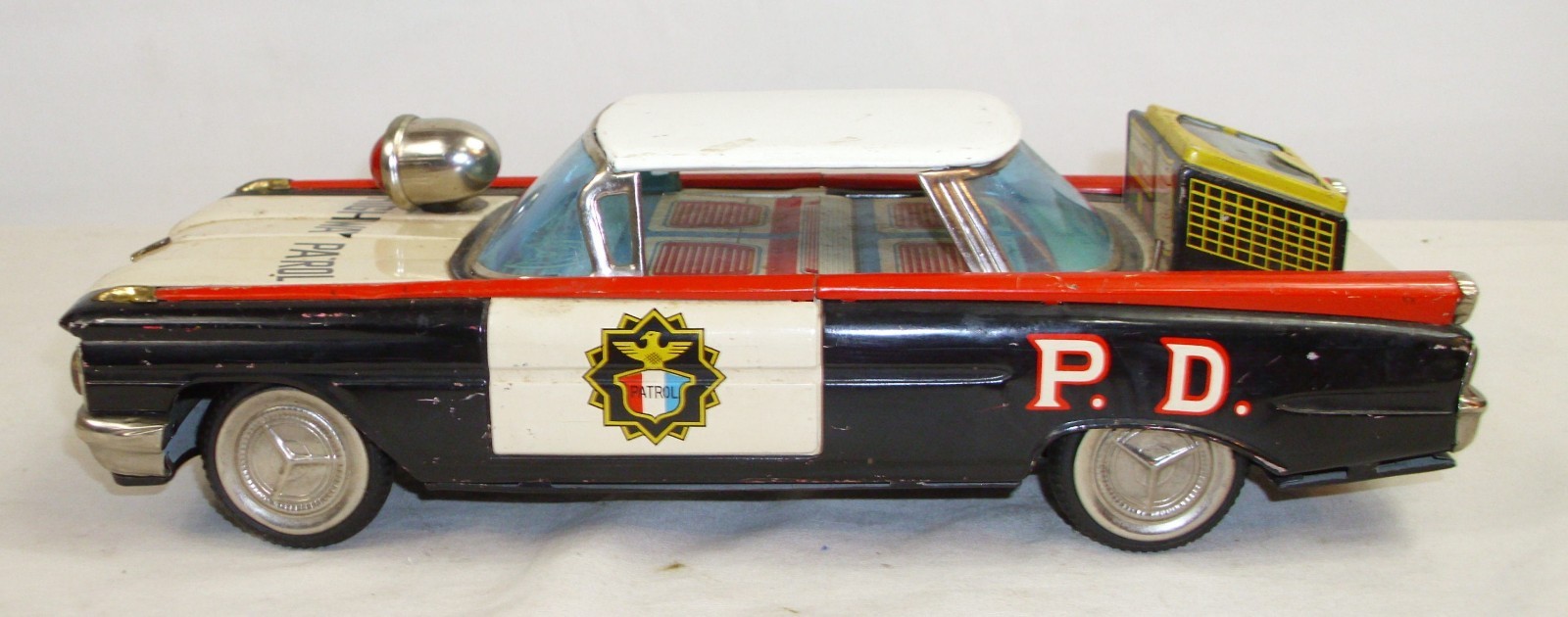 OLDSMOBILE 88 HIGHWAY PATROL HARD TOP LARGE TIN TOY FRICTION CAR ICHIKO JAPAN