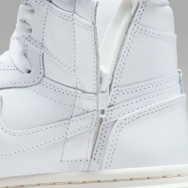 Pre-owned Jordan Nike Women's Air  1 Elevate High Shoes 'white/gum' (fb9894-100)