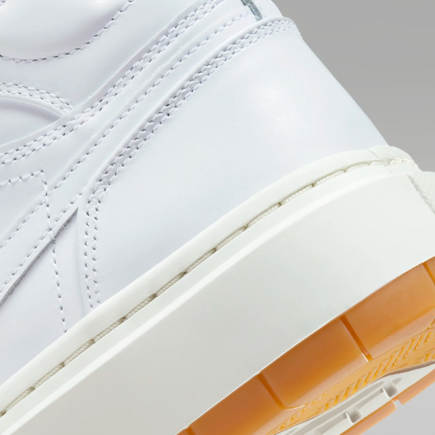 Pre-owned Jordan Nike Women's Air  1 Elevate High Shoes 'white/gum' (fb9894-100)