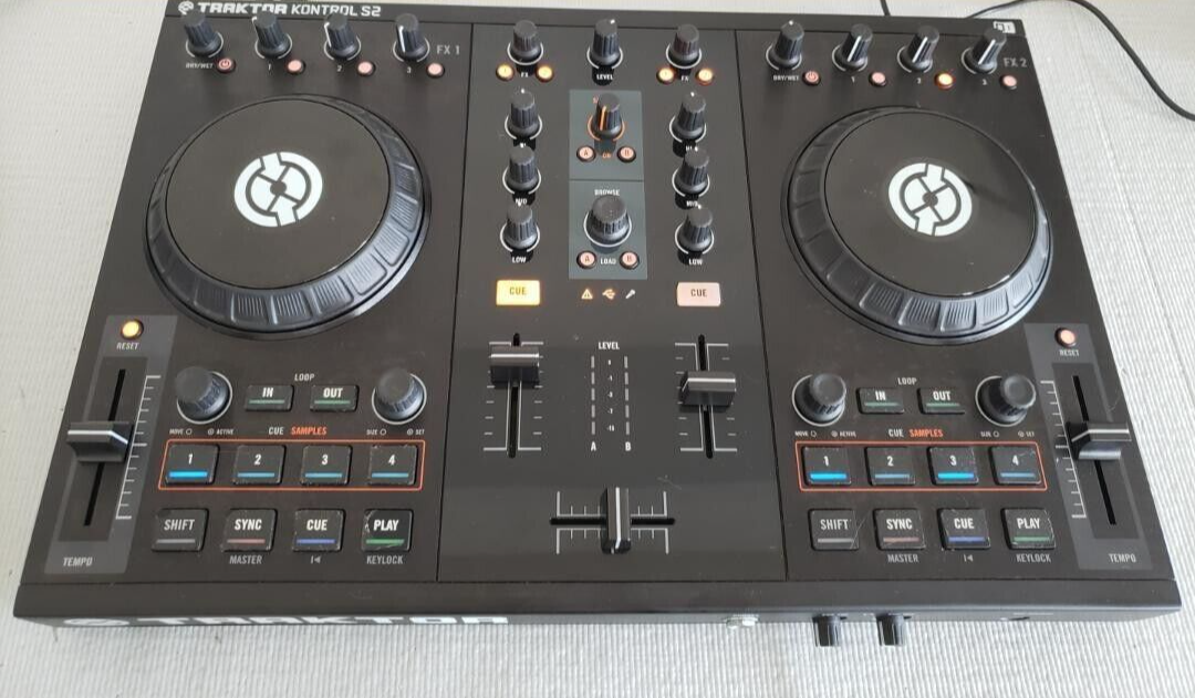 DJ機材 Traktor Konrol S2 Native Instrumets DJ $_57.PNG?set_id=880000500F