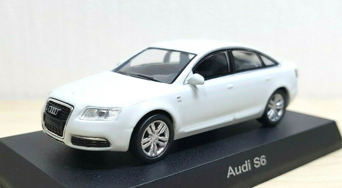 1/18 アウディS6 セダン　ミニカー　ホワイト　50台限定品 1/18 アウディS6 セダン ミニカー ホワイト 50台限定品 - メルカリ