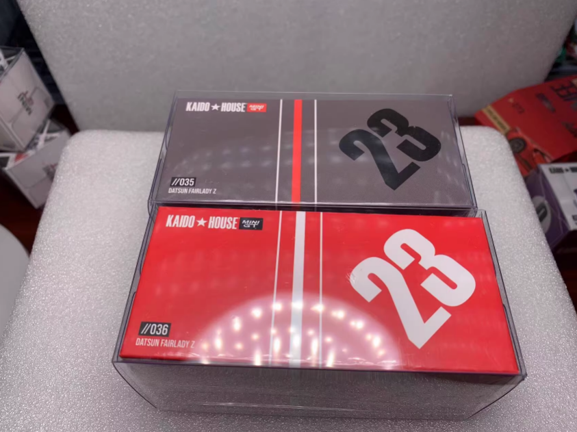 年末のプロモーション特価！ MINIGT x Kaido House 035 036 (set of 2) Datsun Fairlady Z ミニカー