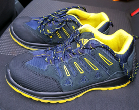 second hand trainers wholesale
