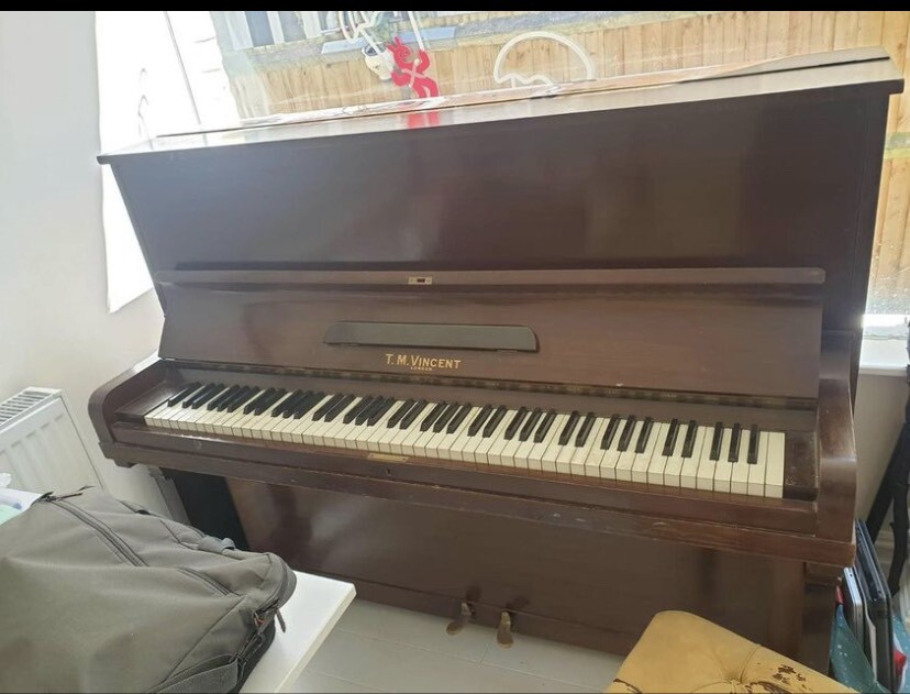 (Sold) Vincent upright piano with delivery in North London, London