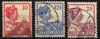 INDIE OLANDESI (Asia) 1914/1915 - Usati 10 12½ e 25 c. Guglielmina Seegers #ASO