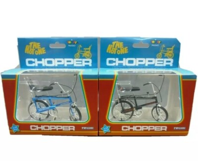 Black & Blue Raleigh Chopper MK1 Collectable Diecast Model The Hot One .Iconic ,