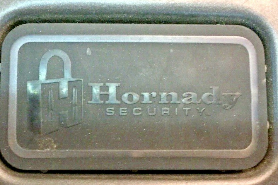 Hornady Rapid Safe 2700 98170 w/ Key