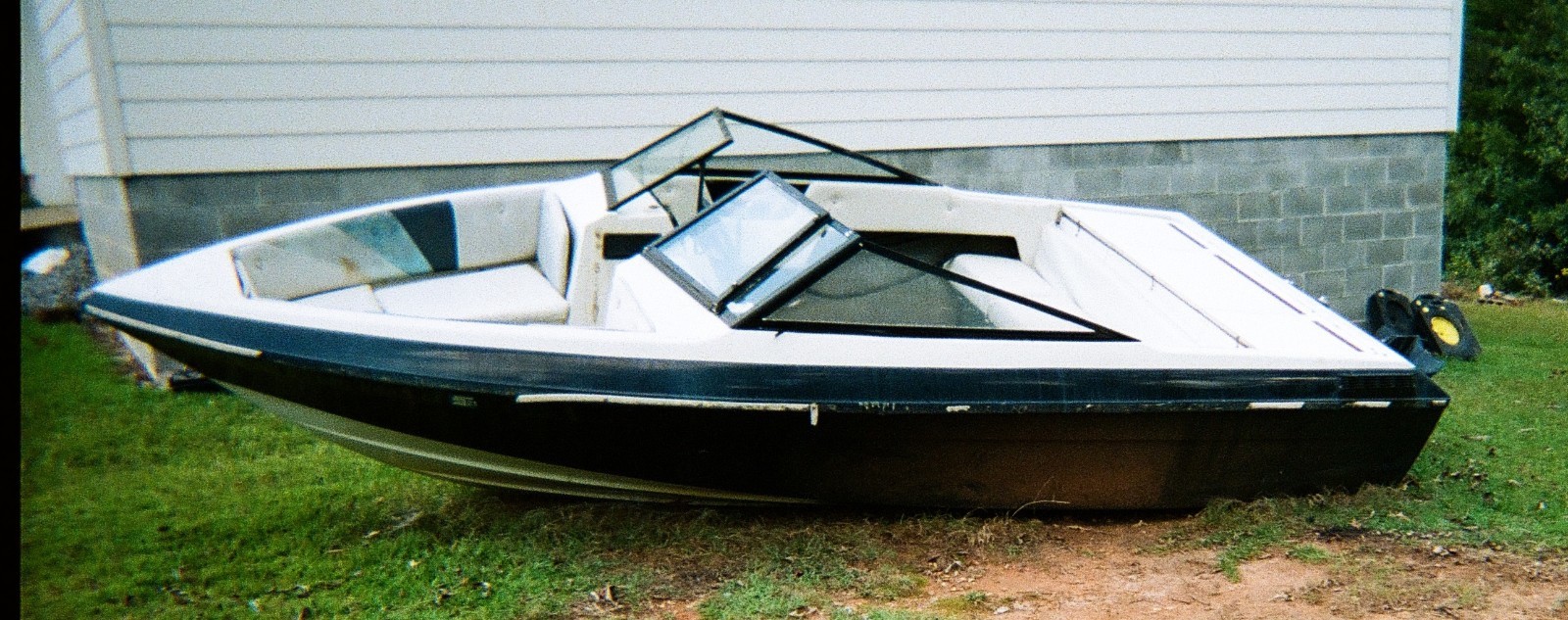 NF - 1988 Sunbird 17' Bowrider - South Carolina