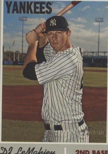 2019 Topps Heritage High Number - D.J. LeMahieu #546