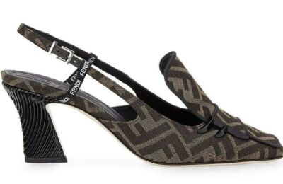 ★関税込み★ FENDI BLACK PUMPS Fendi Black Monogram Pumps - Size 38,5 ○ Labellov ○ Buy
