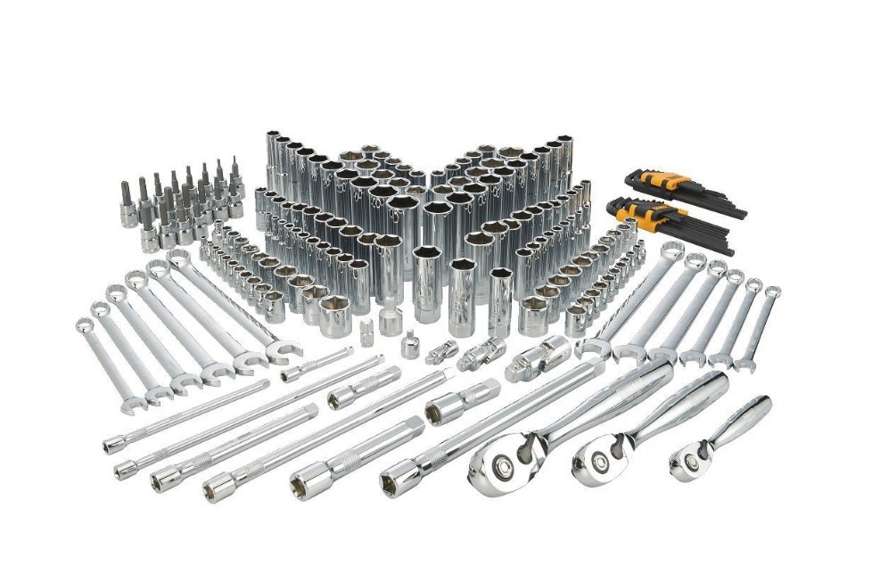 DEWALT DWMT72165 Mechanics Tool Set (204-Piece)