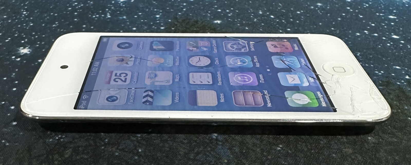 iPod touch白 第4世代 8G Apple iPod Touch 4th Generation White (8GB) for sale online