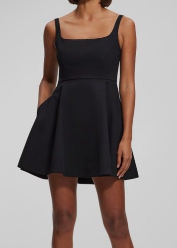 $345 Theory Women's Black Stretch Flared Square Neck Skater