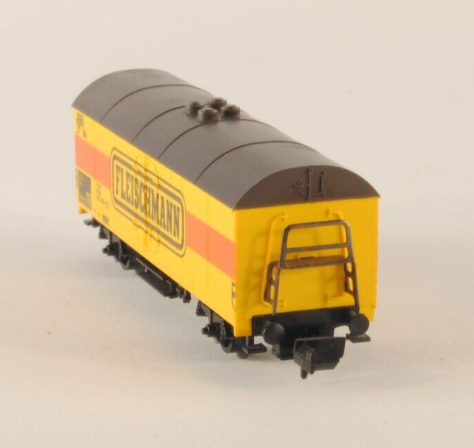 Fleischmann piccolo 2467 carro chiuso frigo vagone giallo Fleischmann N 1:160