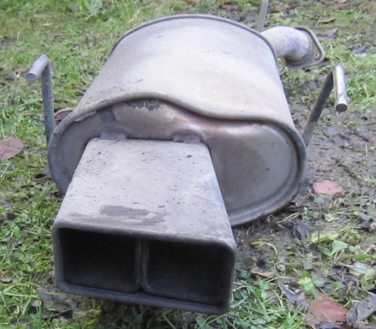Vauxhall Vectra B GSI 'Letterbox' Exhaust Back Box Twin Exit in Derby